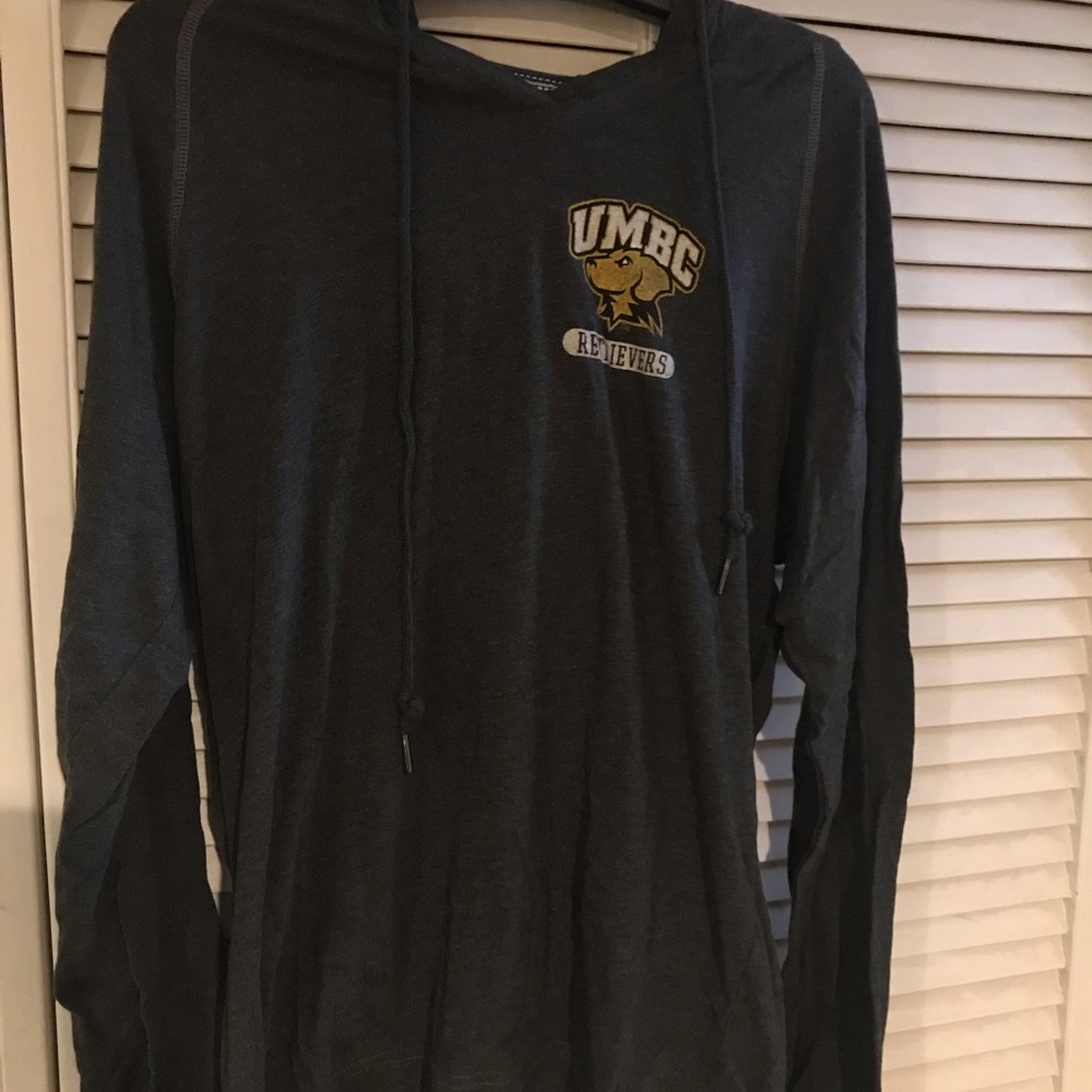 College Shirt, long-sleeved.